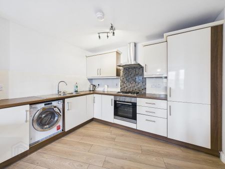 Apt 25, 9 Brown Square, Belfast, BT13 2BW - Photo 3