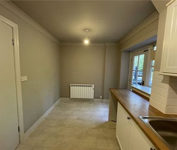 Available now, 4 Coach House Cottages is a welcoming two bedroomed,... - Photo 4