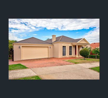 20 Jevington Drive, Wodonga, Vic 3690 - Photo 1