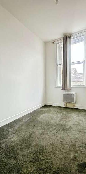 Kendrick House, GL5 - Photo 1