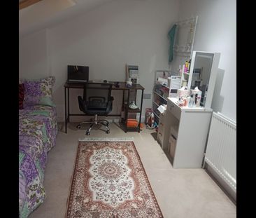 Room in a Shared House, Stroud Road, SE25 - Photo 2