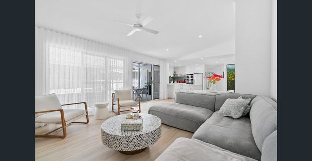 Simply Stunning - Single level living in peaceful Sunrise Beach - Rare Find! - Unfurnished, Heated Inground Pool - Photo 1