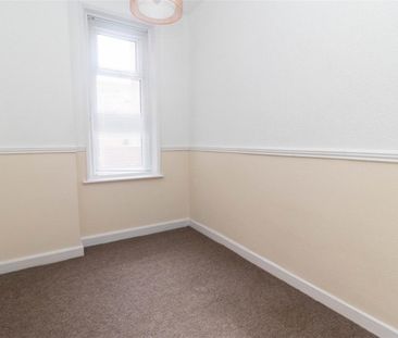 2 Bedroom Flat - Ground Floor - Photo 1