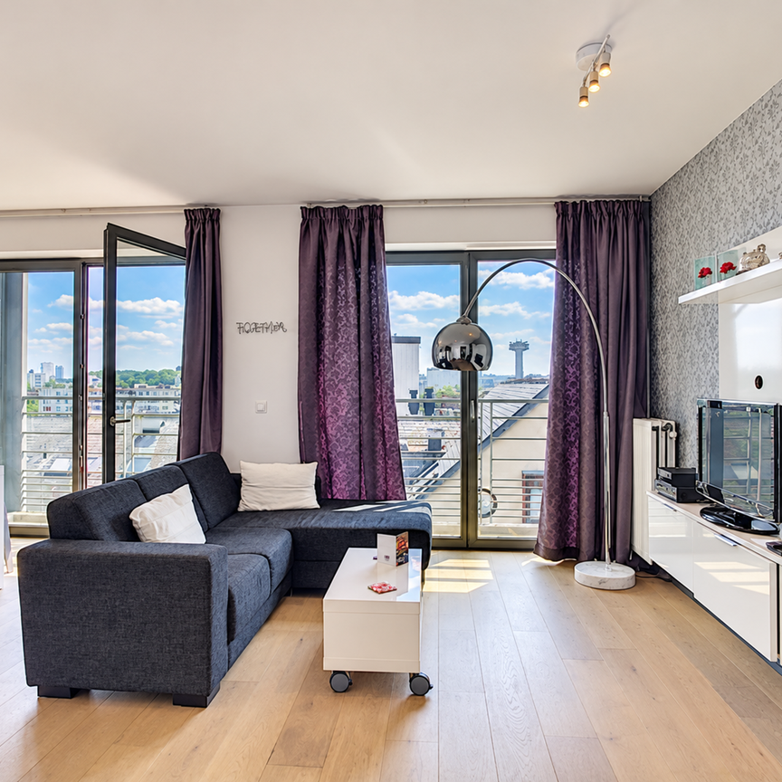 Appartement te huur - foto 1