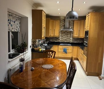 Room in a Shared House, Westcroft Way, NW2 - Photo 2