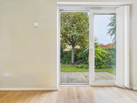 1 bedroom semi-detached house to rent - Photo 4