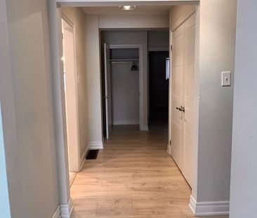 For Lease - 98 Thornton Avenue Unit# Main, Bradford West Gwillimbur... - Photo 3