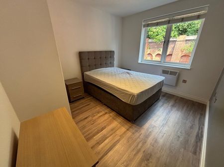 2 bedroom apartment to rent - Photo 2