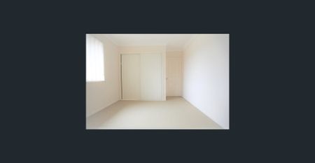 OWNER PAYS WATER BILL- Great location Unit in Mansfield State School Catchment - Photo 2