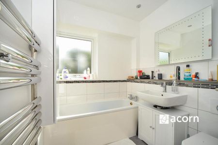 2 bedroom maisonette to rent - Photo 4