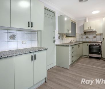 RECENTLY RENOVATED FAMILY HOME - Photo 6