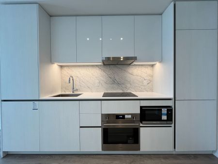 For Lease - 8 Interchange Way Unit# 3802, Vaughan, Ontario - Photo 5