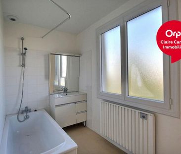 Location Maison 4 pièces 102m² CASTRES 81100 - Photo 5