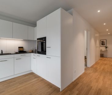 Sophisticated living in a sought-after and green location! - Photo 2