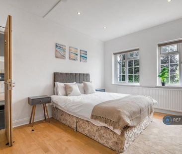 1 bedroom in a house share to rent - Photo 4