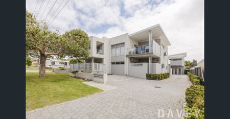 MODERN 2 BEDROOM APARTMENT - IN THE HEART OF INNALOO - Photo 2