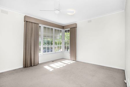 1/32 Northcote Avenue, Balwyn - Photo 2