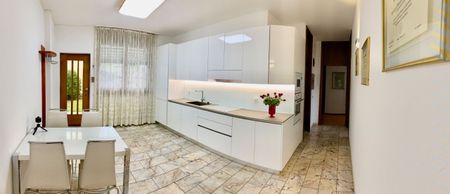 Appartamento di charme ristrutturato in Villa con piscina - Foto 2