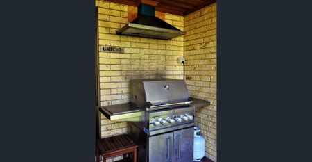 Furnished beach unit - Photo 3