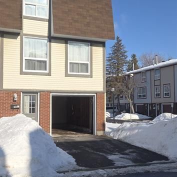For Lease - 1994 Greenway Park Lane, Blackburn Hamlet, Ontario - Photo 1