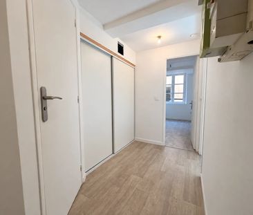 Location Appartement 2 pièces 41m² TOULON 83000 - Photo 6