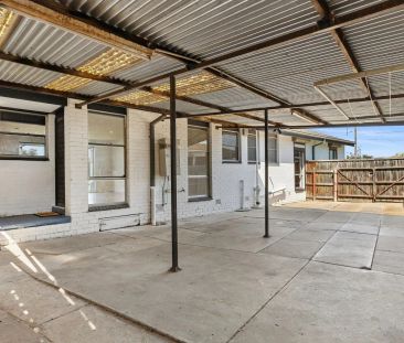 Recently Updated Four-Bedroom Home - Photo 6