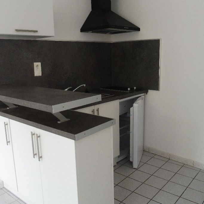 Location Appartement 2 pièces 35m² ANGOULEME 16000 - Photo 1