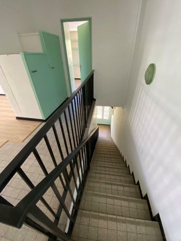 Location Appartement 4 pièces 85m² ST DENIS 97400 - Photo 5