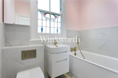 4 bedroom semi-detached house to rent - Photo 4