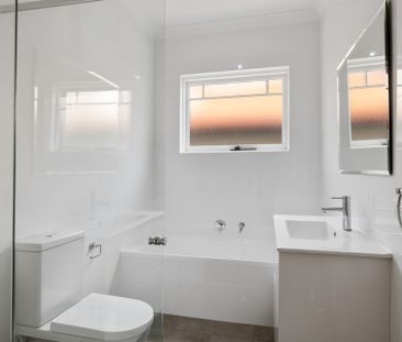 7 Devonshire Street, Crows Nest NSW 2065 - House For Rent | Domain - Photo 6