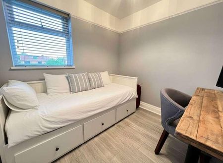 Cleveleys Road, Southport, PR9 - Photo 4