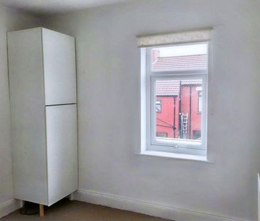 2 bed terraced house to rent in NE24 - Photo 5