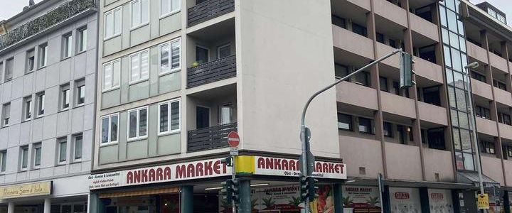 Bachstraße 1, schöne Wohnung 2 ZKB im 5.OG 2 - Foto 1