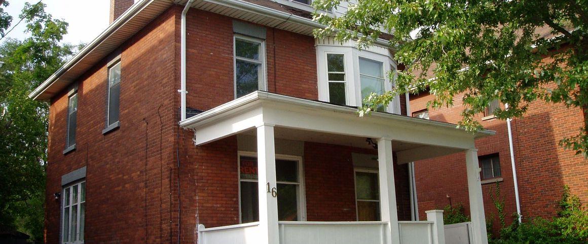 For Lease - 16 Elgin Street Unit# Main, Oshawa, Ontario - Photo 1