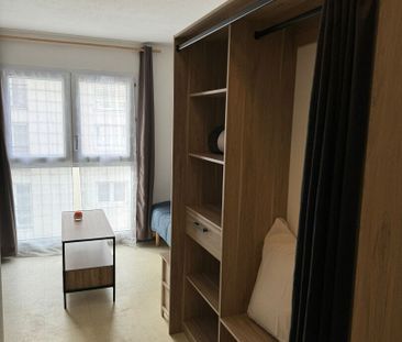 Location Appartement 1 pièce 15m² - Photo 3