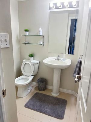 For Lease - 24 BONFIELD Private, Orleans - Cumberland and Area, Ontario - Photo 1