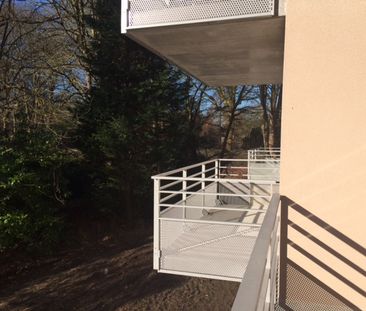 PROCHAINEMENT ! Beau T3 avec parking "Résidence le Beau Jardin" à C... - Photo 4