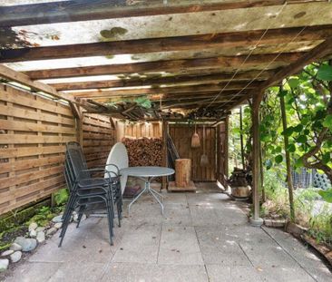 Generous single-family house with panorama, garden and plenty of sp... - Photo 5