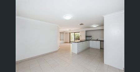 13C Burney Court, Kardinya, WA 6163 - Photo 4