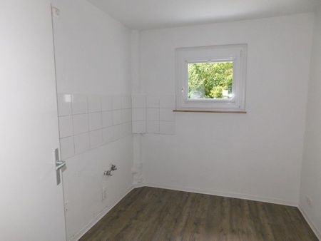 Frisch renovierte 3,5-Raum-Wohnung, mit Oberboden! - Foto 4