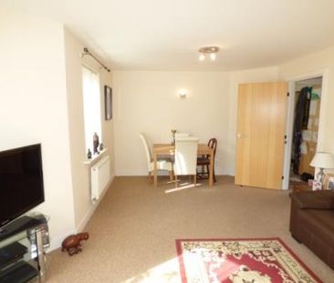 2 bedroom ground floor flat to rent - Photo 5