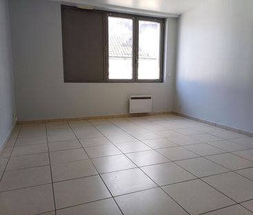 location Appartement T2 DE 47m² À MEAUX - Photo 1