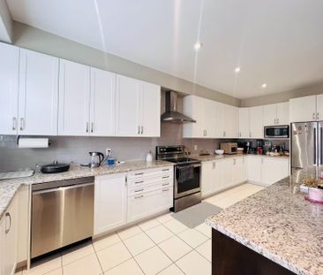 For Lease - 114 Puccini Drive, Richmond Hill, Ontario - Photo 3