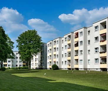 Demnächst frei! 2-Zimmer-Wohnung in Monheim am Rhein Baumberg - Photo 1