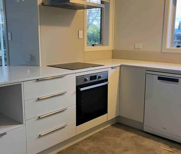 Very Tidy Home In One Of Pukekohe's Most Sough... - Photo 3