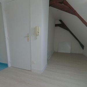 Location Appartement 1 pièce 27m² SENS DE BRETAGNE 35490 - Photo 2