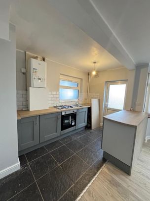 3 bedroom House To Let - Photo 1