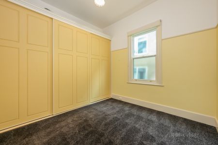 270 Barkly Street, Fitzroy North VIC 3068 - House For Rent | Domain - Photo 3