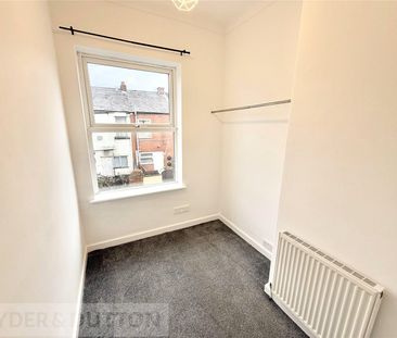 Princess Avenue, Denton, Manchester, Greater Manchester, M34 - Photo 6