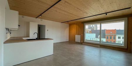 Appartement te huur in Tournai voor € 875 met 3 slaapkamers - Foto 3